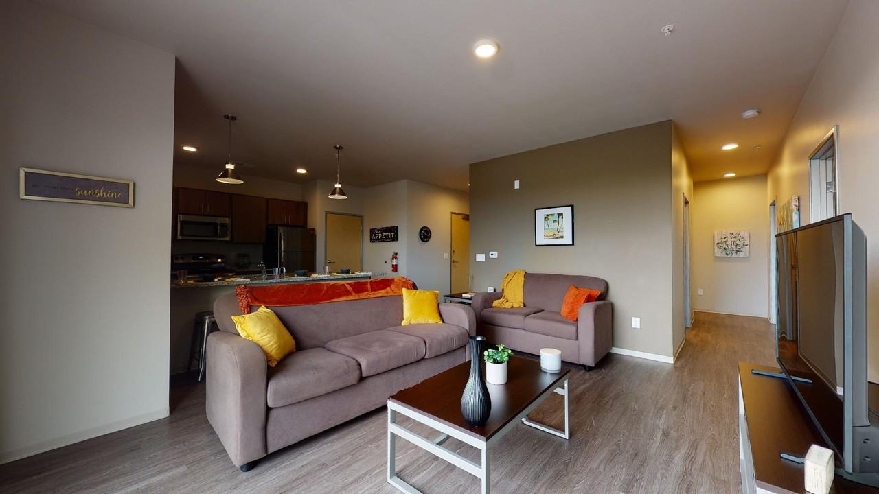 Breckenridge Apartments - Photo 5 of 50