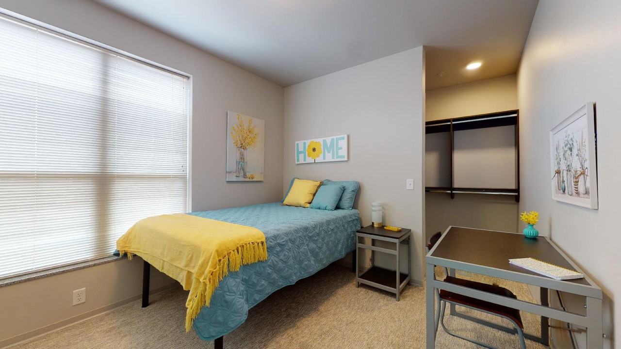 Breckenridge Apartments - Photo 6 of 50