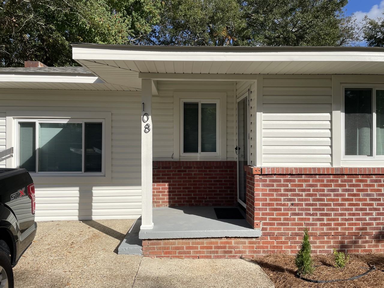 108 Barron St #NA - Photo 2 of 11