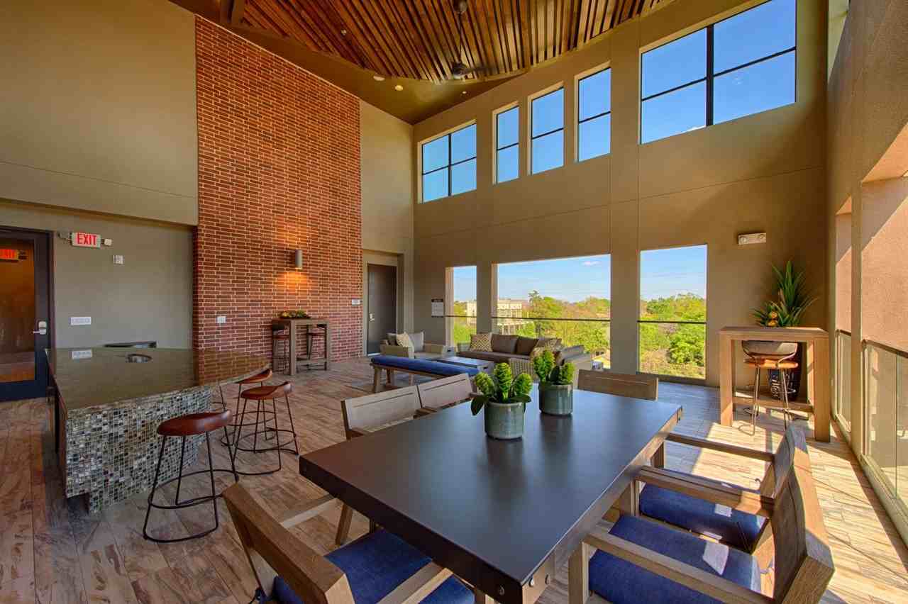 526 Yale St #A27 - Photo 2 of 15