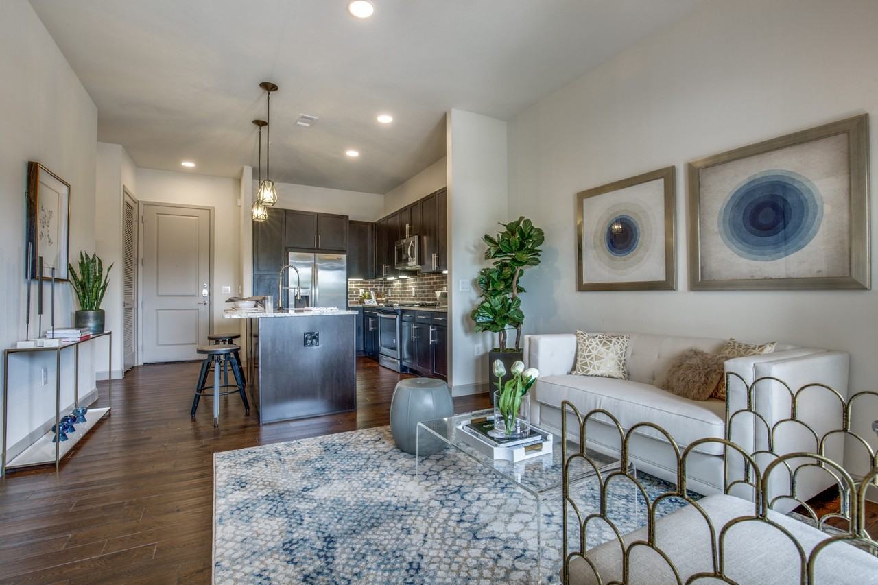 4140 Bellaire Blvd - Photo 5 of 18