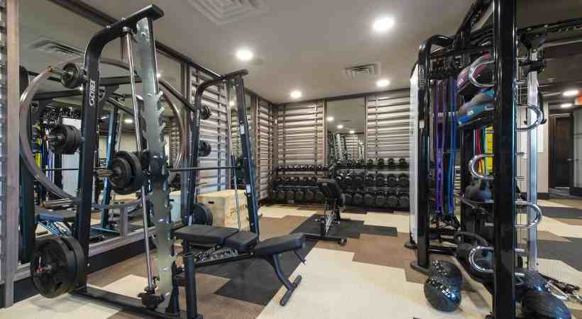 511 W 20th St - Photo 3 of 42