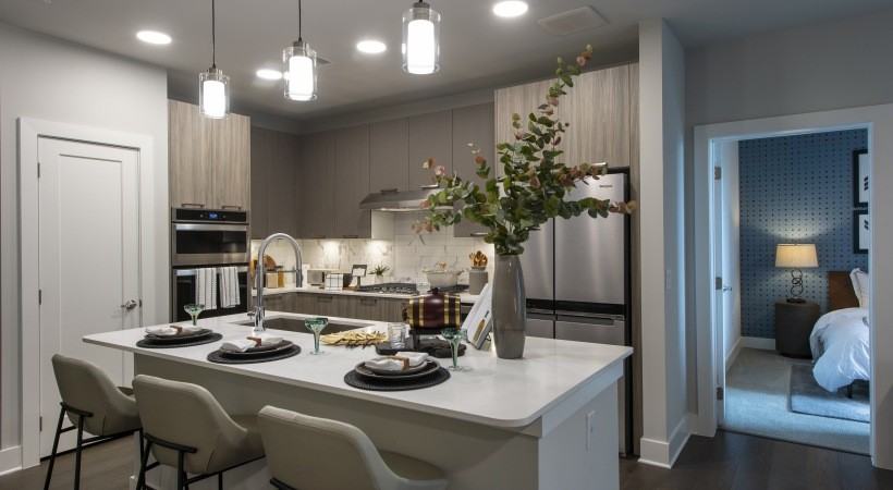 511 W 20th St - Photo 6 of 42