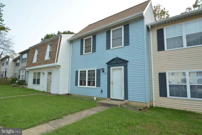 8511 White Pine Dr - Photo 2 of 4