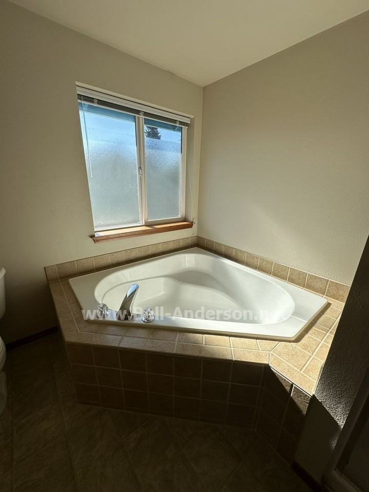 3407 S 297th St - Photo 2 of 20