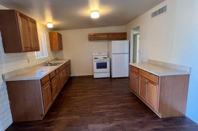 3470 South Pantano Road - Photo 2 of 5
