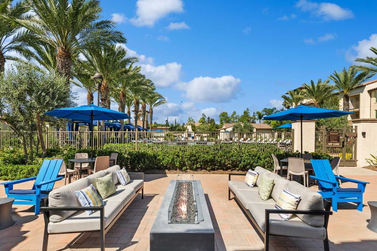 AMLI Spanish Hills - Photo 5 of 38