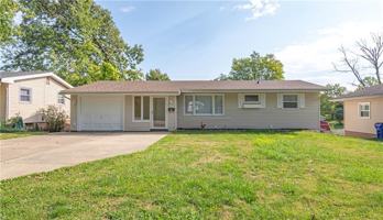 featured image of 40 Glenview Dr #1
