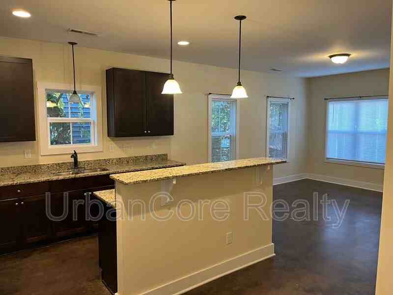 803 N 26th St #A - Photo 5 of 18
