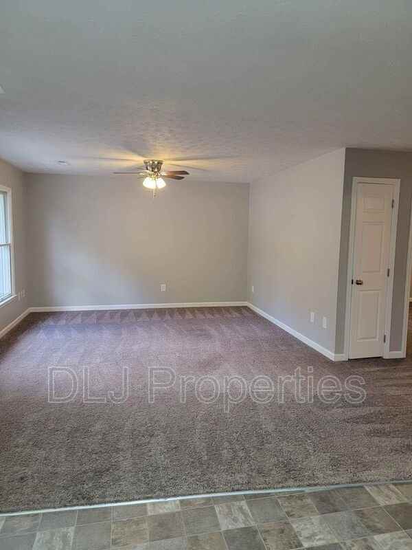 1025 Center Street, Sevierville, TN 37862 - Photo 2 of 14