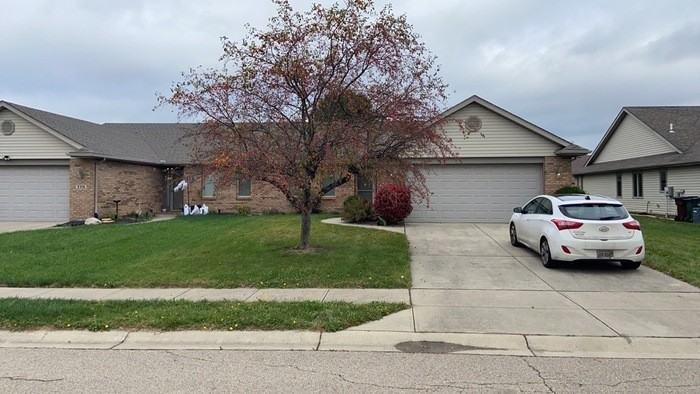 113 Burgundy Dr - Photo 3 of 43