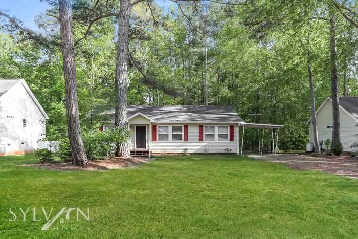116 Deer Cross Dr - Photo 2 of 16