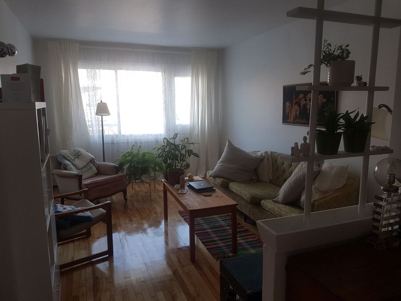 Rue Jean-Talon O & Av. Stuart #5