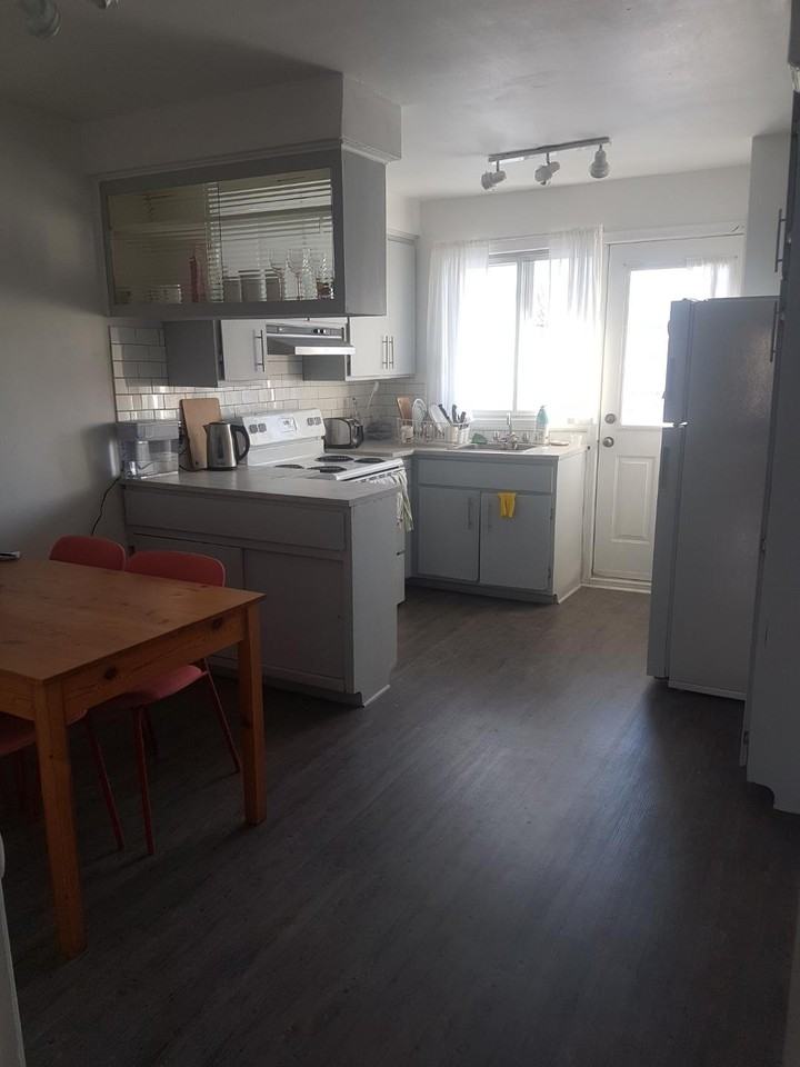 Rue Jean-Talon O & Av. Stuart #5 - Photo 2 of 12