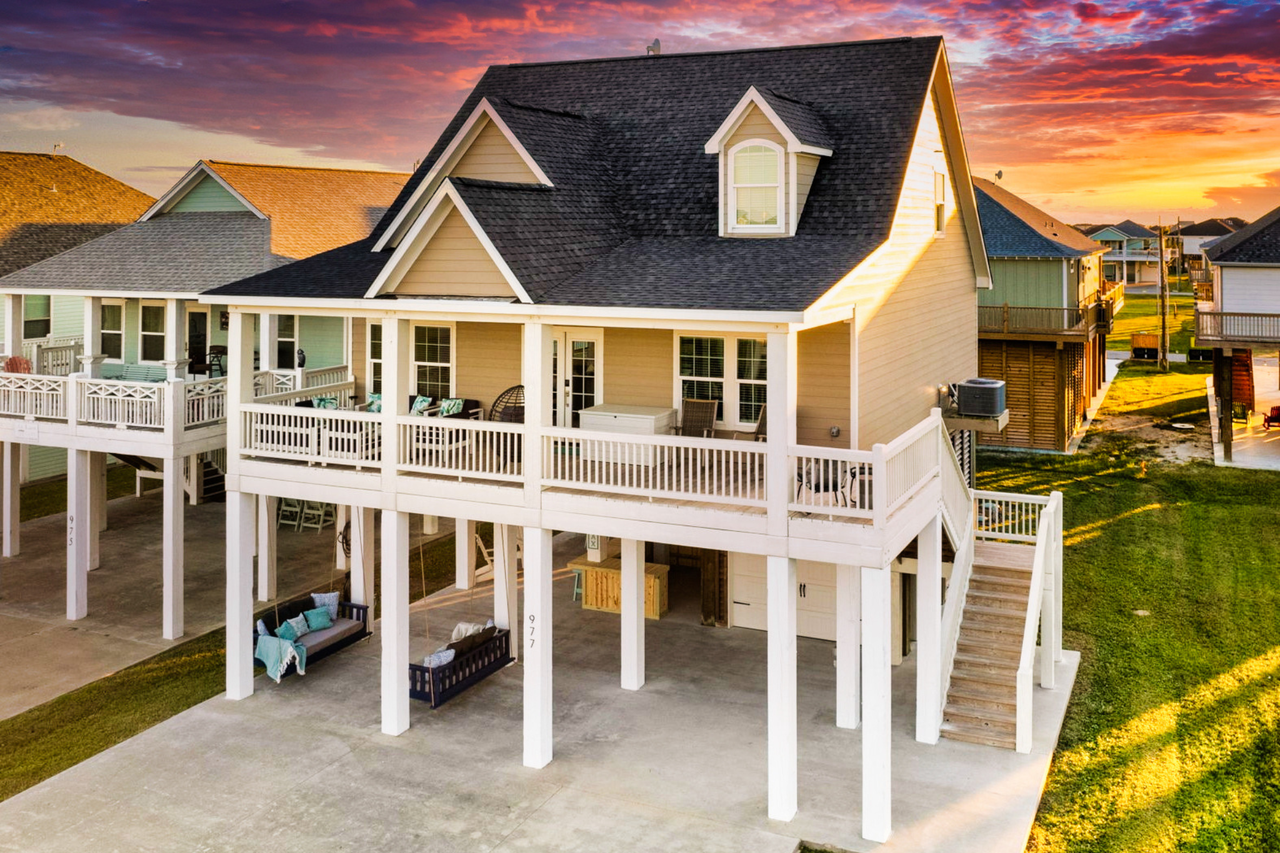 977 Crane Ln #NA - Photo 2 of 43