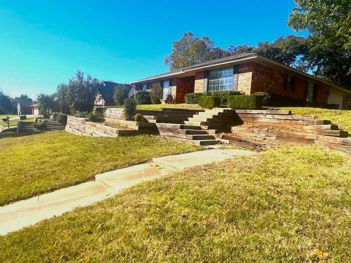 2516 Northwood Ln #1 - Photo 2 of 16