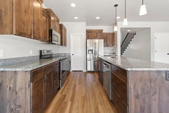 1706 E Honeycomb Dr #1 - Photo 4 of 21