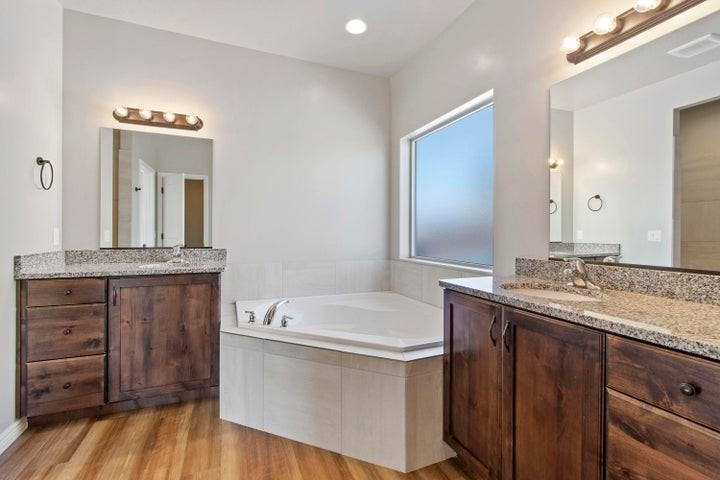 1706 E Honeycomb Dr #1 - Photo 7 of 21