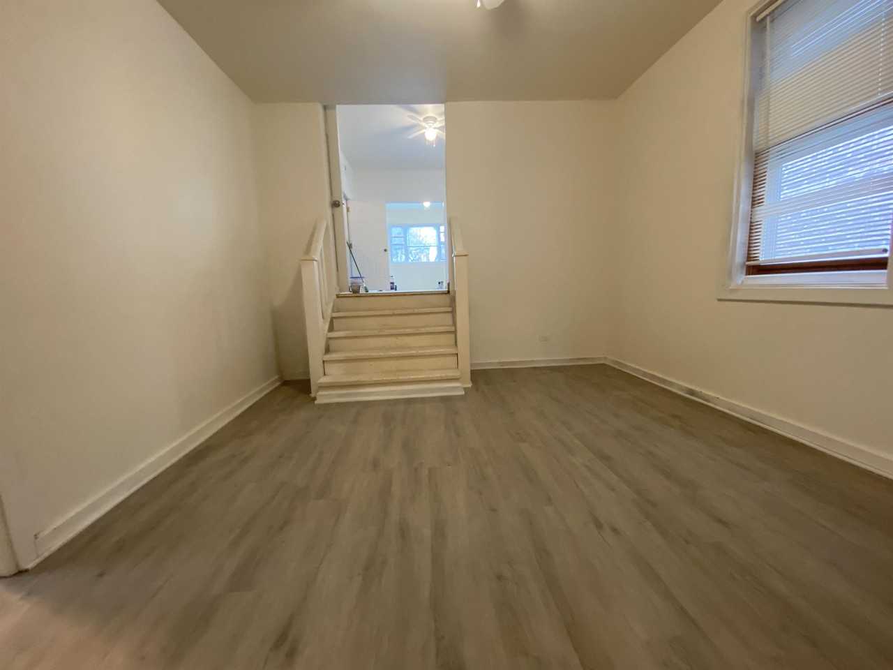 4450 South Wood Street - 2 R #2R - Photo 5 of 16