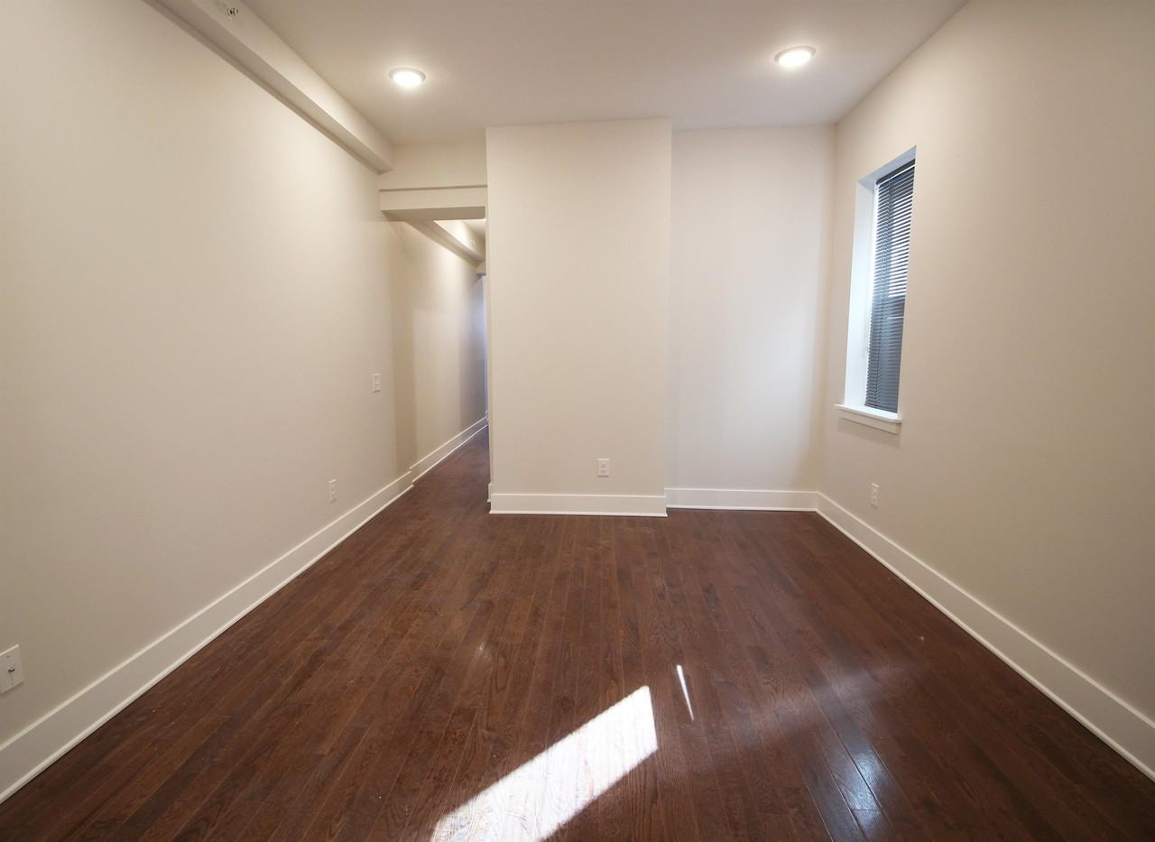 303 Perry StUnit A #A - Photo 7 of 10