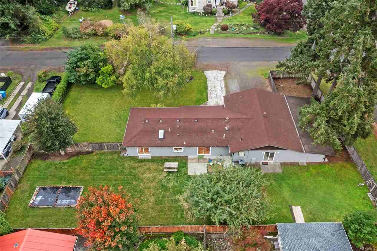 9111 Dekoven Drive Southwest - Photo 2 of 19