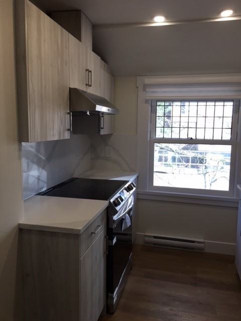 1185 Haro Street 302 - Photo 2 of 18