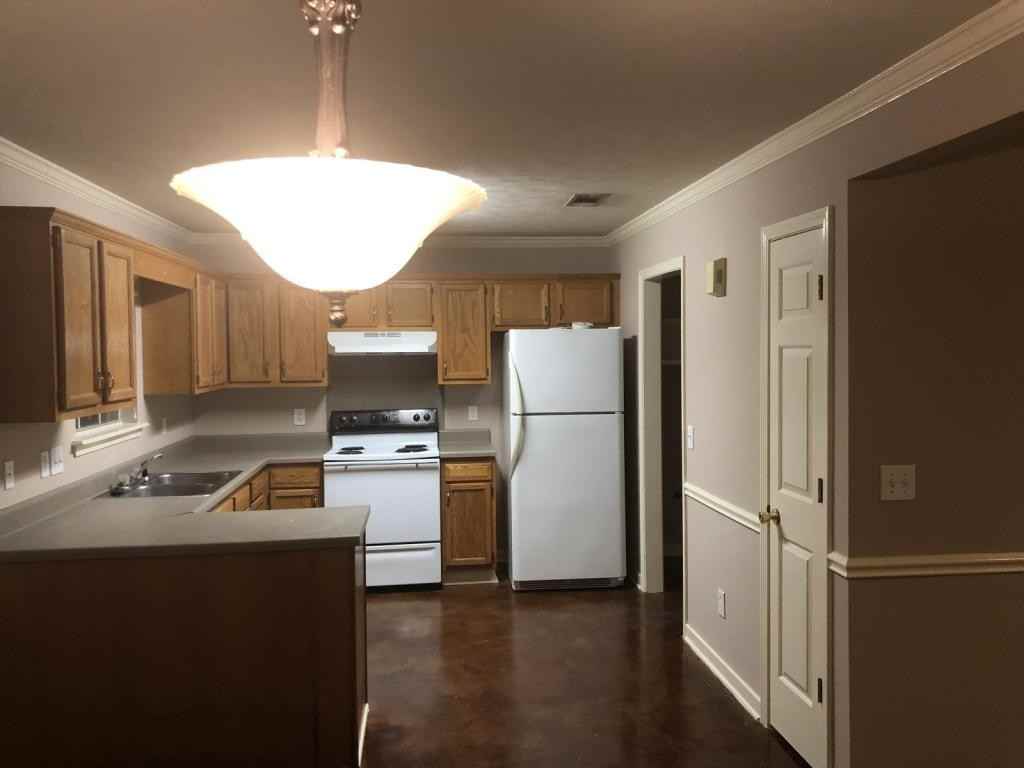 4426 Blake Cir - Photo 3 of 9