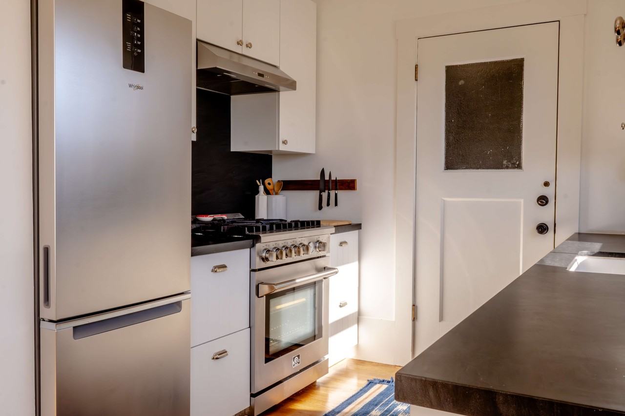 4132 Manila Avenue - Photo 2 of 20