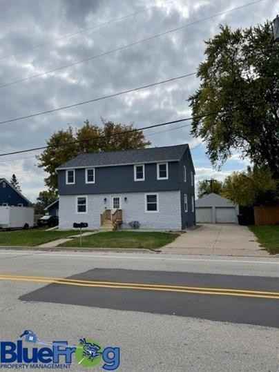 599 597/599 Morris Ave - Photo 2 of 18