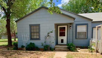 209 Ne 5th St - Photo 2 of 2