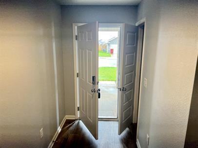 5747 Guinevere Ln - Photo 2 of 28