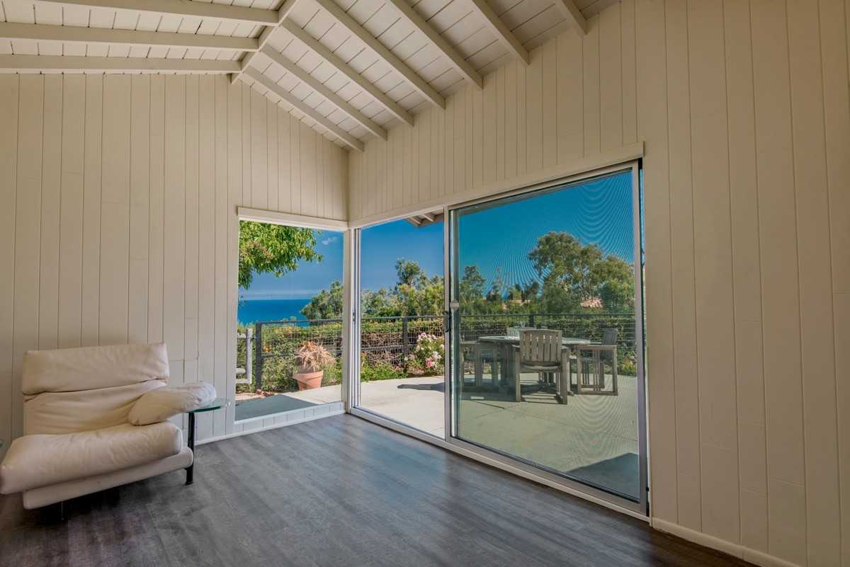 22535 Carbon Mesa Road - Photo 3 of 6