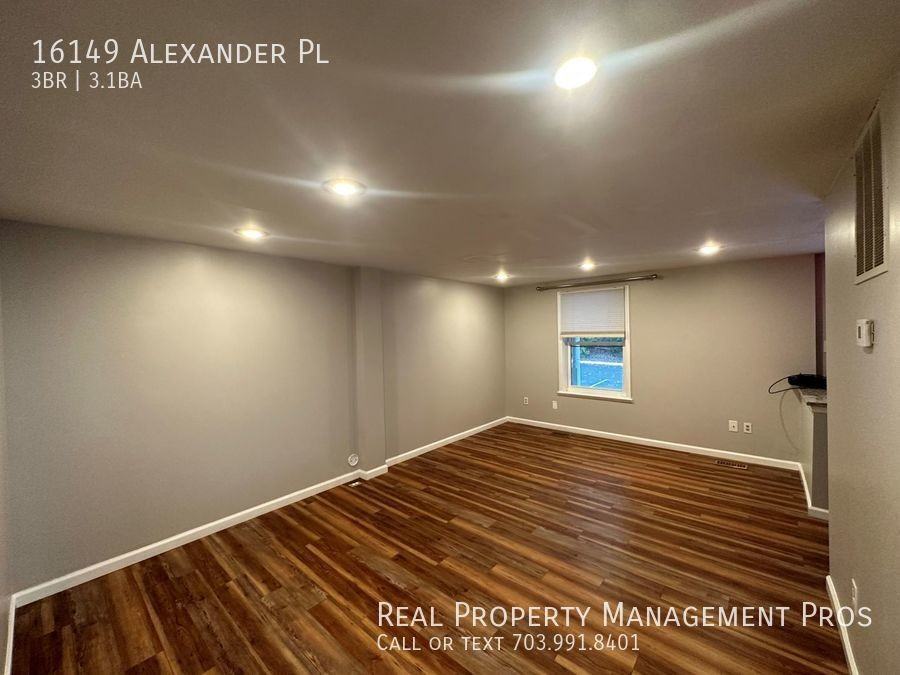 16149 Alexander Pl - Photo 3 of 25