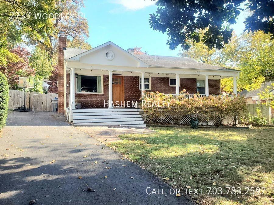 2739 Woodley Pl - Photo 2 of 38