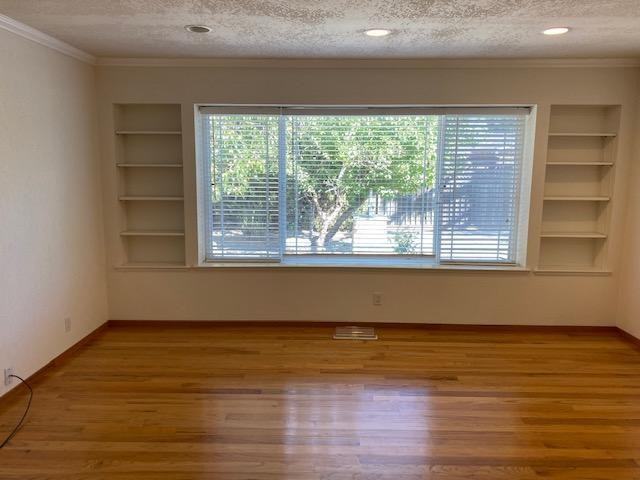 16921 Frank Ave #NA - Photo 2 of 7