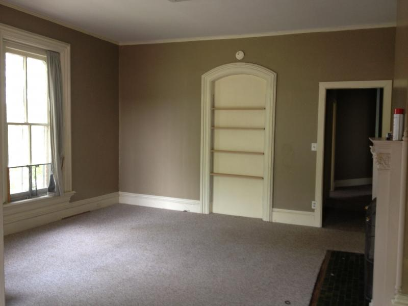 101 E Broadway St #1B - Photo 2 of 5