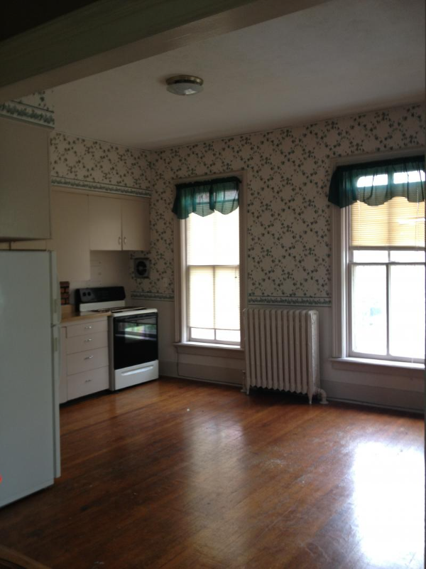 101 E Broadway St #1B - Photo 3 of 5