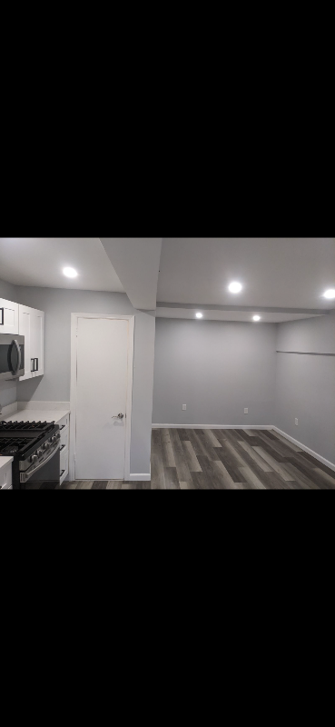 115 Lake Rd - Photo 2 of 9