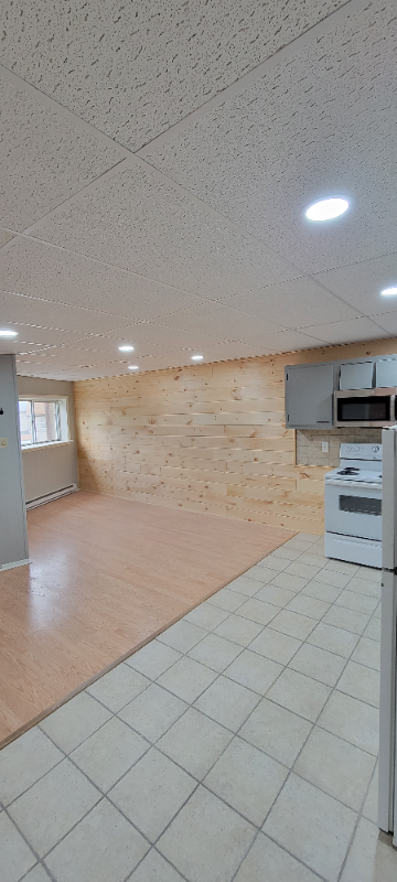 201 Valley St #2 - Photo 3 of 10