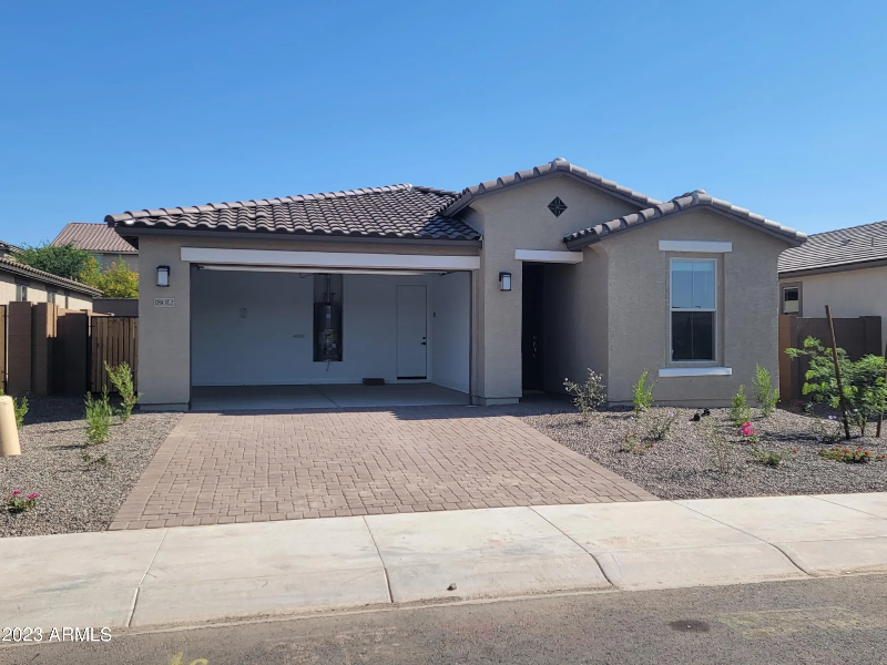 18012 W Orchid Ct - Photo 3 of 25