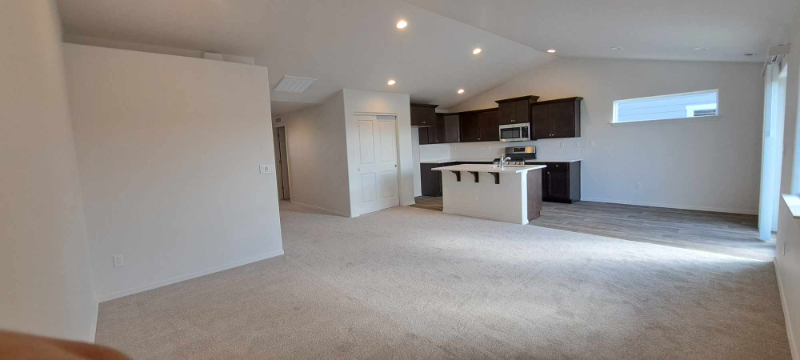 1906 Gage Ave - Photo 3 of 17