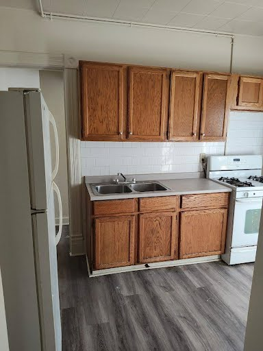 1335 S 18th St - Photo 2 of 6