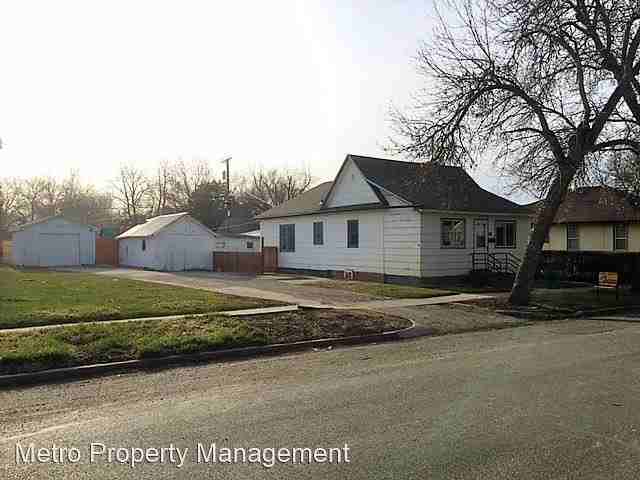 409 Durland Ave - Photo 2 of 9