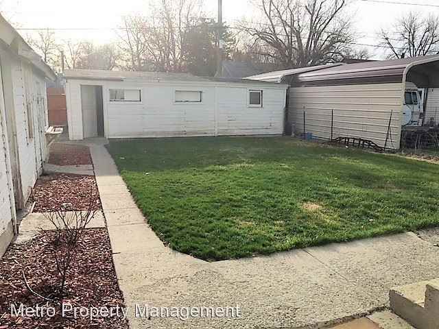 409 Durland Ave - Photo 3 of 9