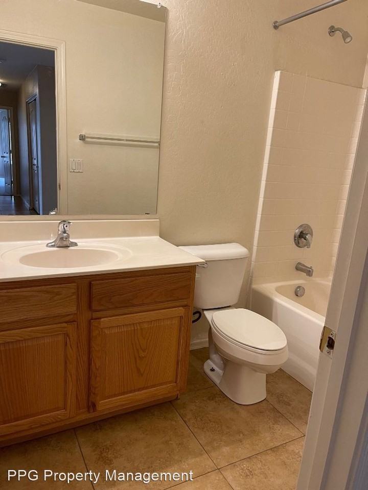 16219 W Banff Ln - Photo 2 of 19