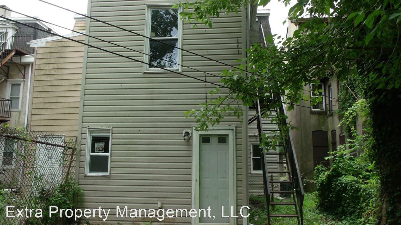 232 Spring St - Photo 3 of 25