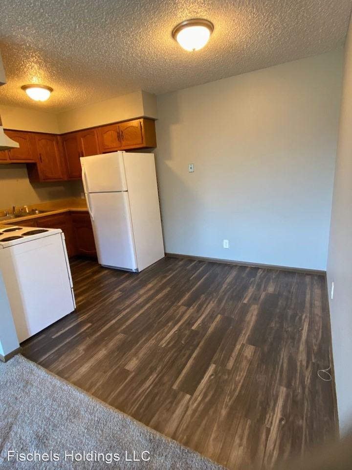 233 Brookeridge - Photo 2 of 5