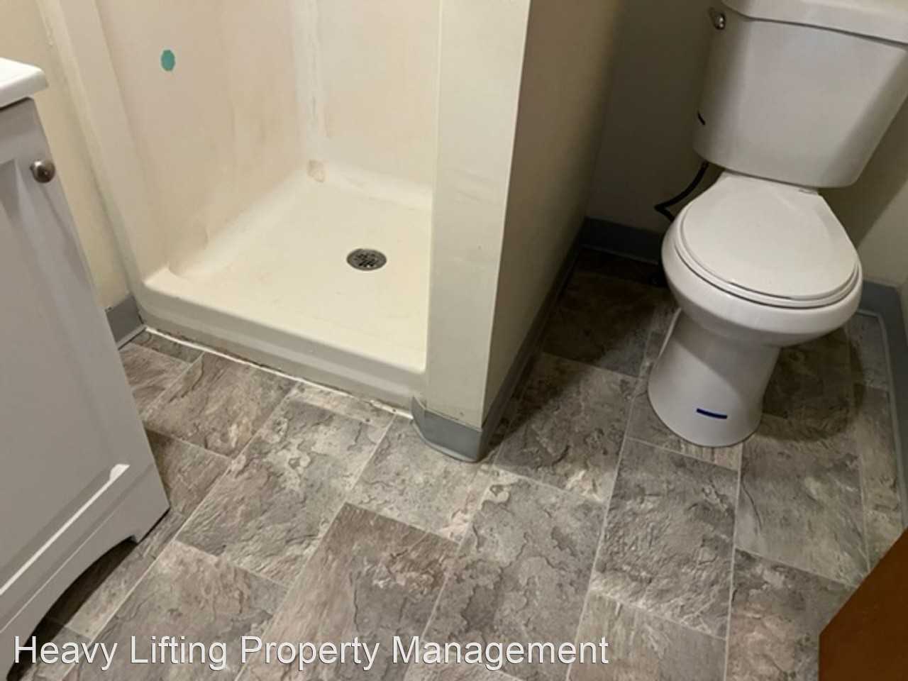 3031 Walnut St - Photo 3 of 4