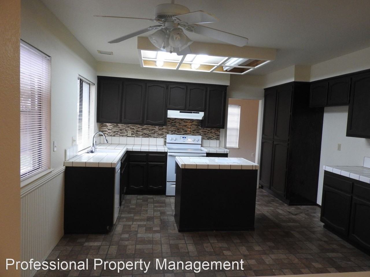 9478 Bowmont Way - Photo 3 of 40