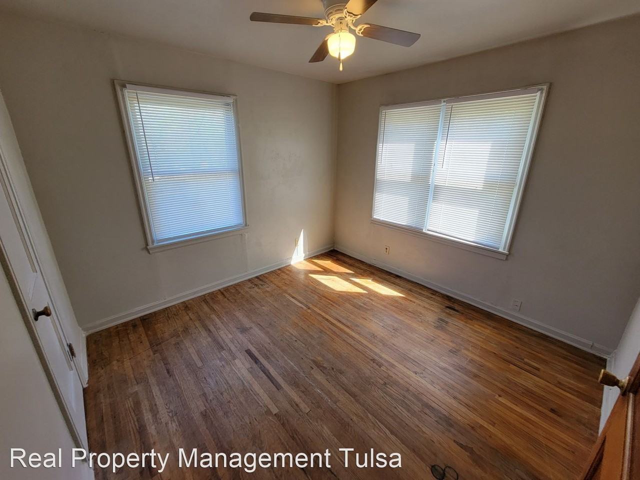 6934 E Marshall St - Photo 3 of 12
